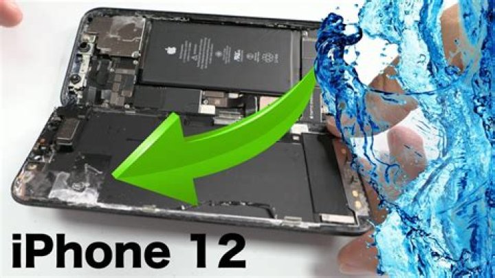 How to get water out of iphone